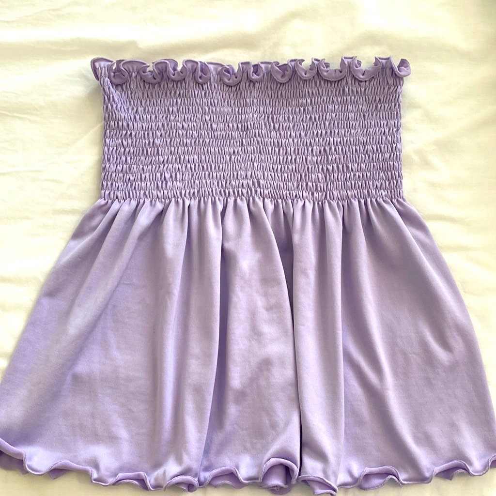 Super Cute Accessories Brand Top Like New